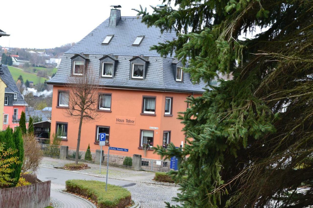 Haus Tabor *